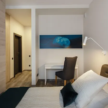 Old Town Trio Апарт-отель Вильнюс