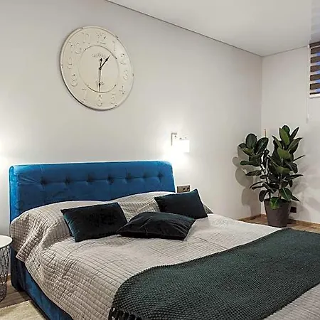 Old Town Trio Aparthotel