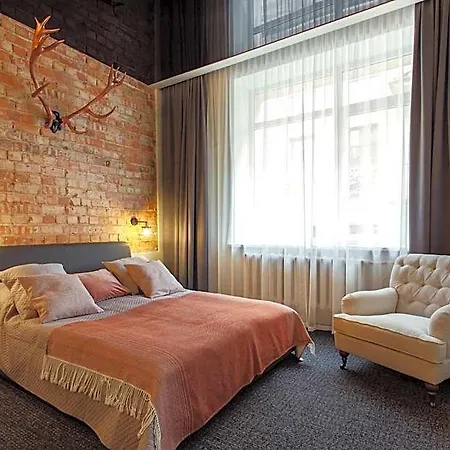 Old Town Trio Aparthotel 4*