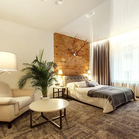 Old Town Trio Aparthotel 4*