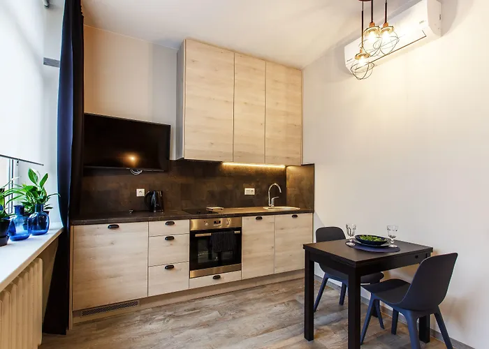 Hotel apartamentowy Old Town Trio