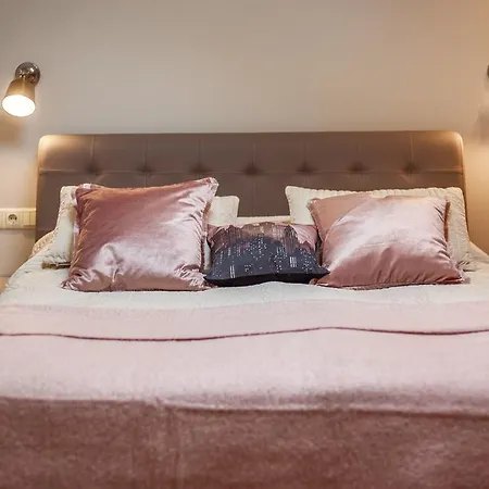 Old Town Trio Lejlighedshotel VNO