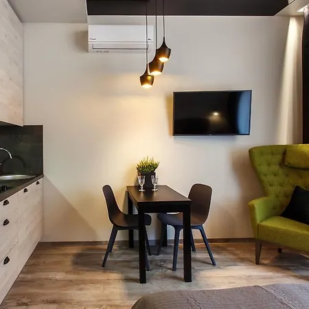 Lejlighedshotel Old Town Trio