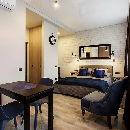 Lejlighedshotel Old Town Trio VNO